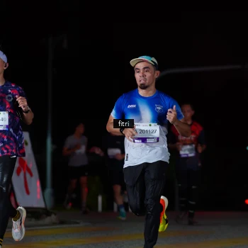 Runner Photo 2365940
