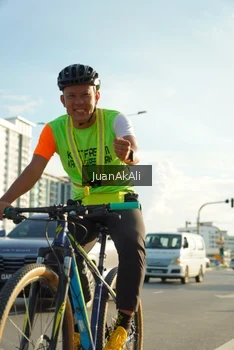Runner Photo 2371734