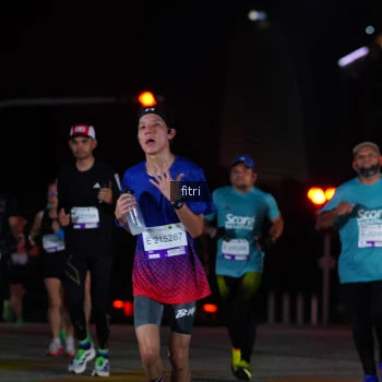 Runner Photo 2373397