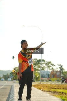 Runner Photo 2373510