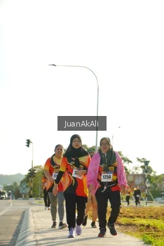 Runner Photo 2373664
