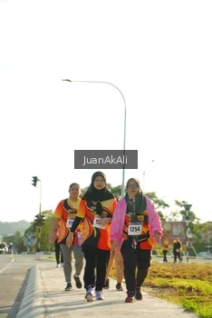 Runner Photo 2373690