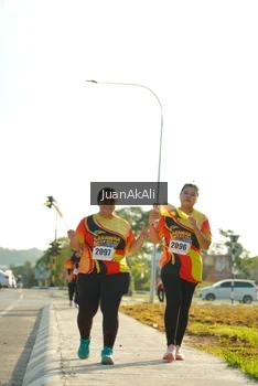 Runner Photo 2373763