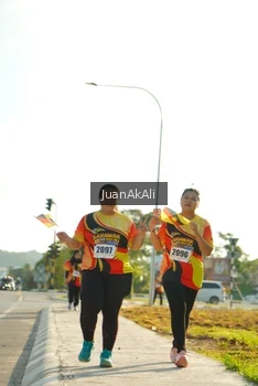 Runner Photo 2373774