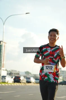 Runner Photo 2373850