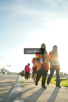 Runner Photo 2374435