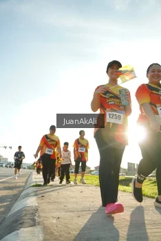 Runner Photo 2374663