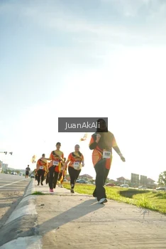Runner Photo 2374759