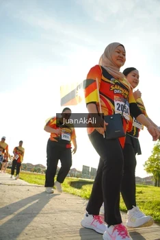 Runner Photo 2375315