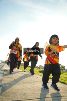 Runner Photo 2375336