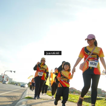 Runner Photo 2375345