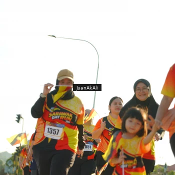 Runner Photo 2375368