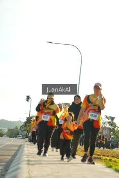 Runner Photo 2375385