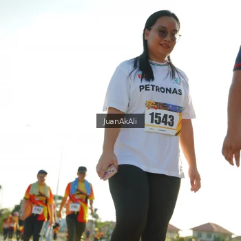Runner Photo 2375582