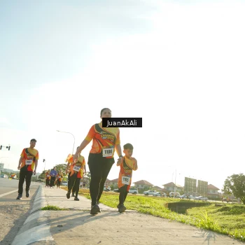 Runner Photo 2376258