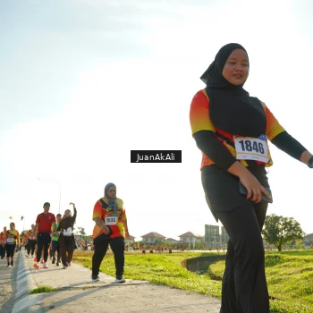 Runner Photo 2378636