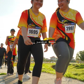 Runner Photo 2378976