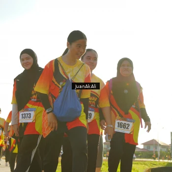 Runner Photo 2379003