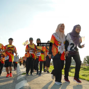 Runner Photo 2379096