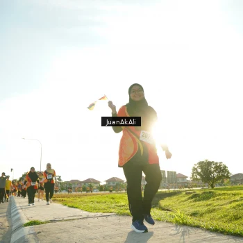 Runner Photo 2379244