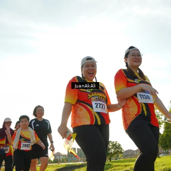 Runner Photo 2379414