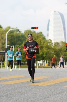 Runner Photo 2382345