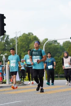 Runner Photo 2382434