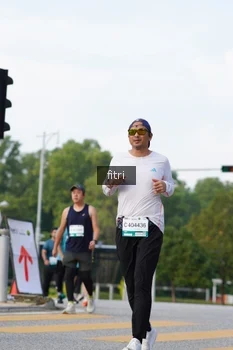 Runner Photo 2382438