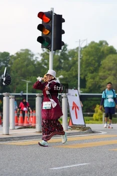 Runner Photo 2382452