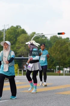 Runner Photo 2382463