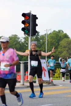 Runner Photo 2382475