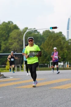 Runner Photo 2382488