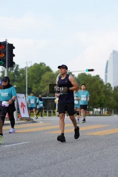Runner Photo 2382504