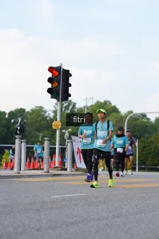 Runner Photo 2382513