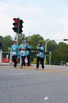 Runner Photo 2382522
