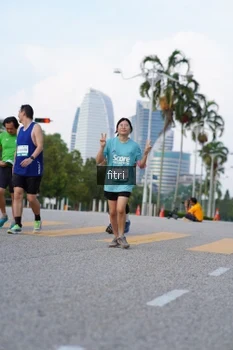 Runner Photo 2382539