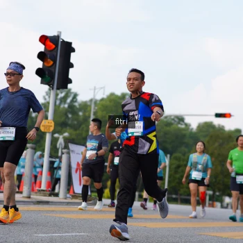 Runner Photo 2382545