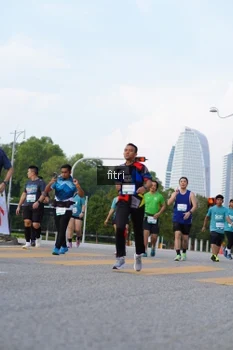 Runner Photo 2382550
