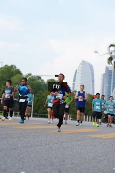 Runner Photo 2382551