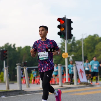 Runner Photo 2382744