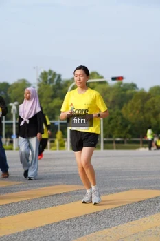Runner Photo 2382985