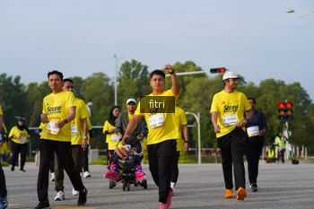 Runner Photo 2383005