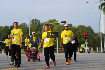 Runner Photo 2383008