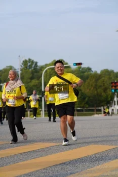 Runner Photo 2383034