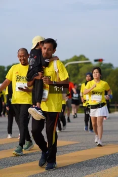 Runner Photo 2383149