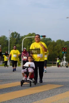 Runner Photo 2383191