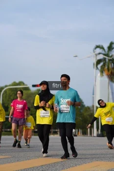 Runner Photo 2383235
