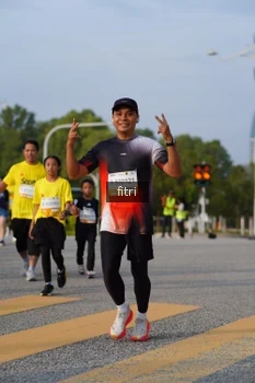 Runner Photo 2383250