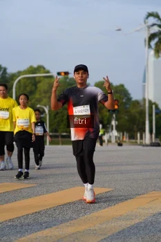 Runner Photo 2383254