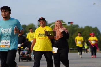 Runner Photo 2383309